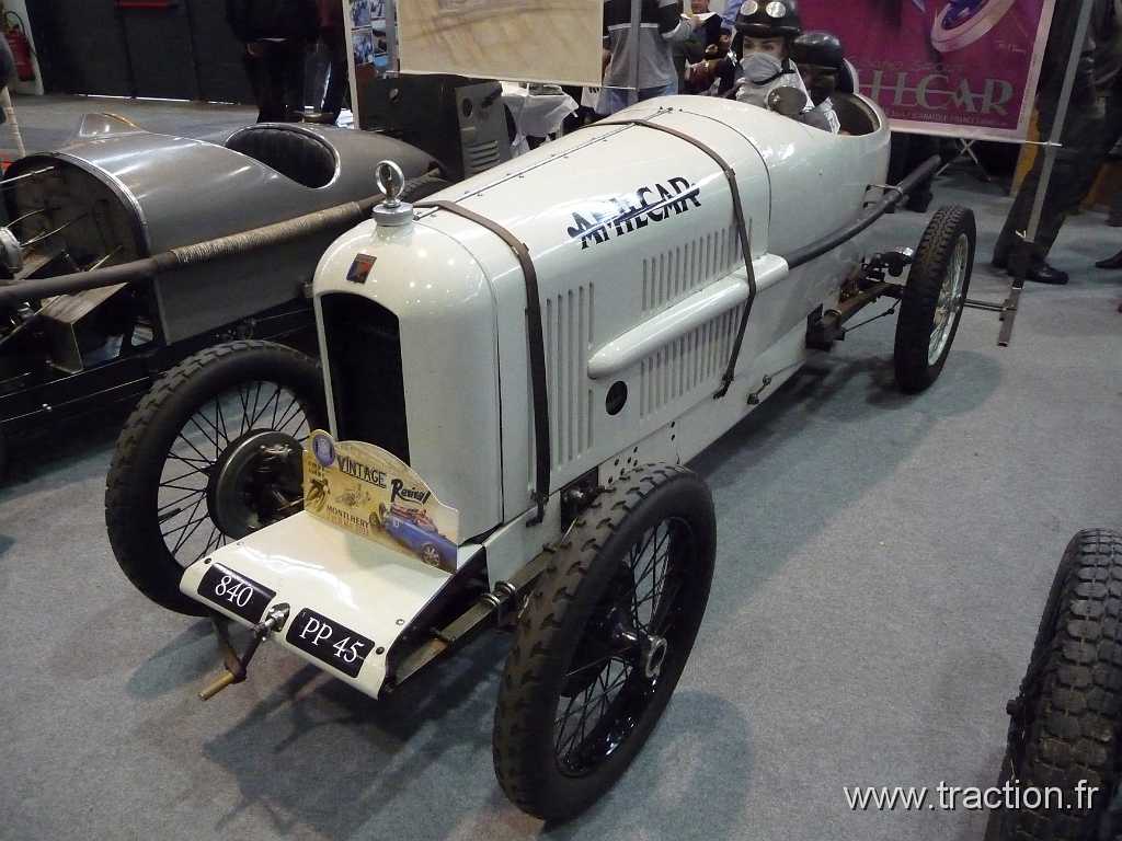 2011_epoquauto (97).jpg - 05/11/2011 - 69000 LYON - EPOQU'AUTO - 33ème Salon International Autos & Motos Anciennes - AMILCAR